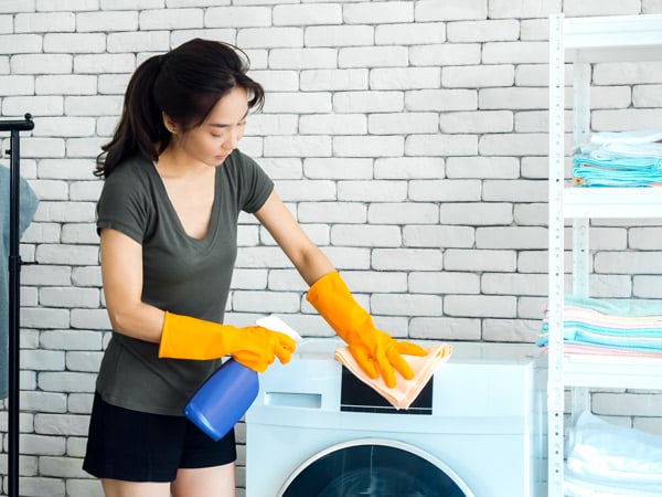 nettoyage et déménagement de la machine à laver