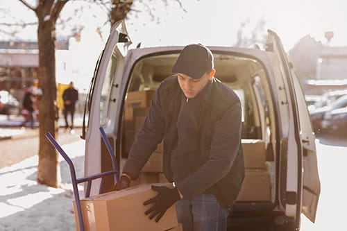 camion de déménagement pour l'hiver